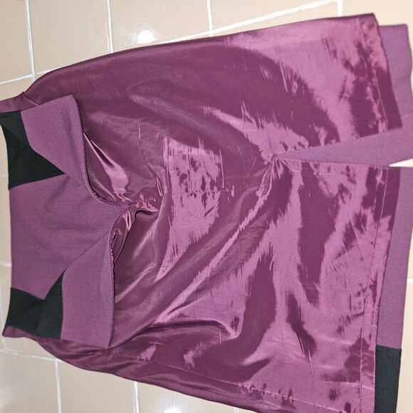 Halogen High Rise Pencil Skirt Black Maroon Colorblock Panel Skirt Size 6 - Picture 4 of 8